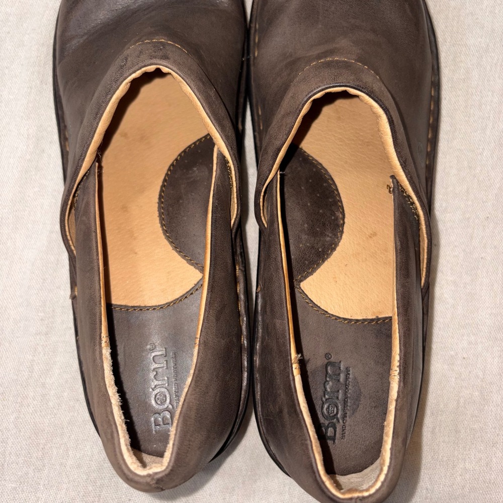 Born Brown‎ Leather Clogs Mules Womens Slip Comfort Shoes Low Wedge Round Toe 10 - Picture 7 of 10